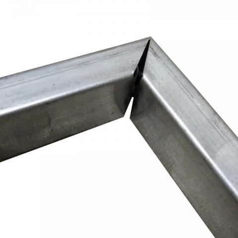 Some points should be paid attention to when the right angle tube is quenched