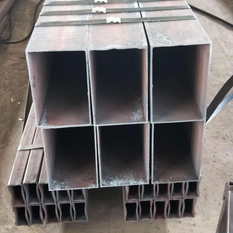 Right Angle Tube