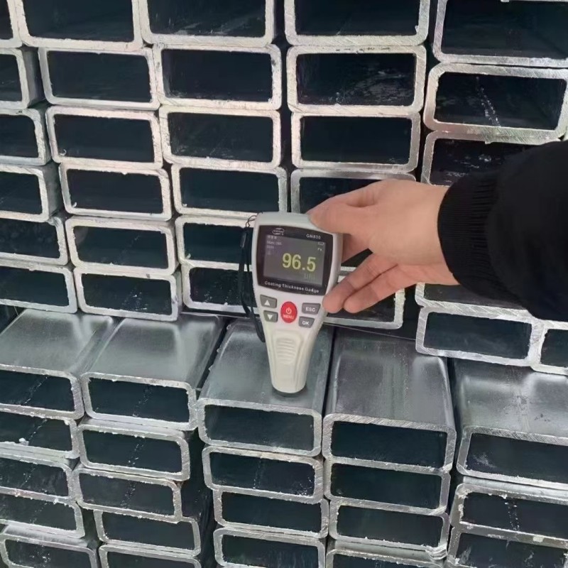 What characteristics can galvanized square tube play?